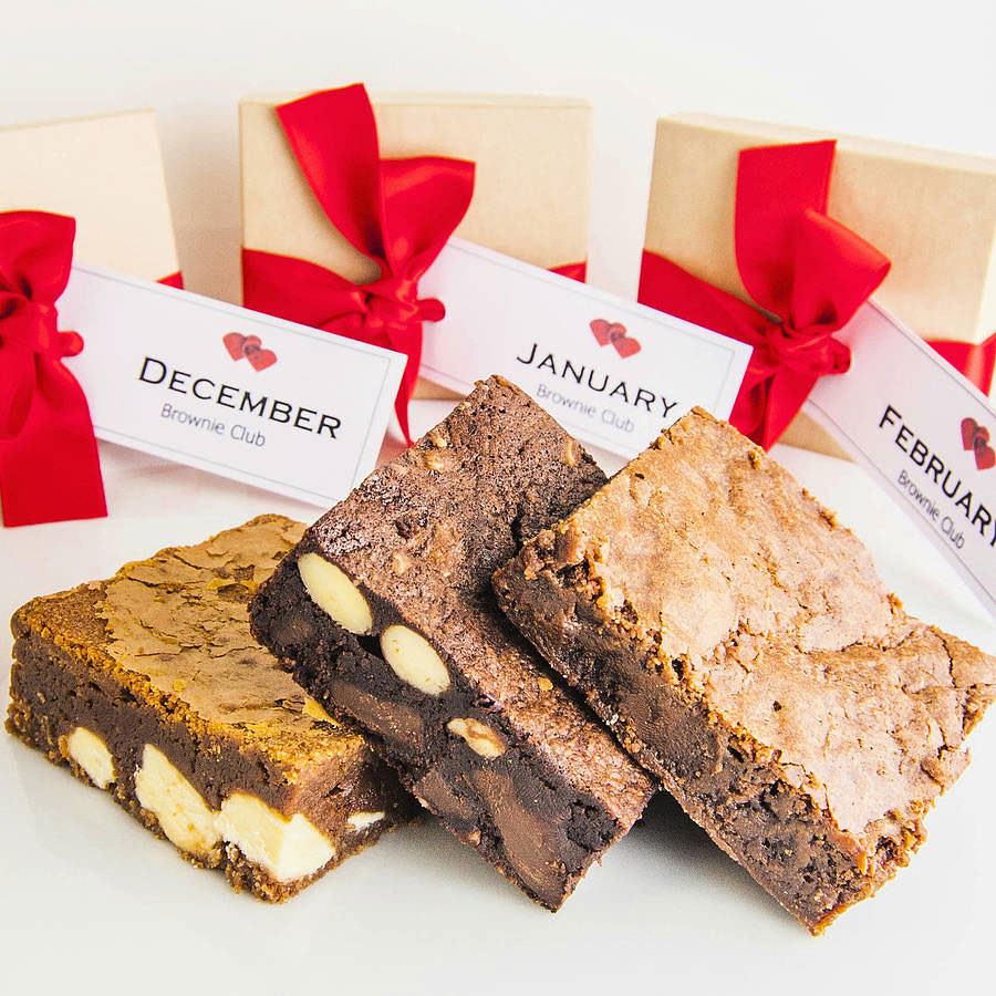 Valentines Monthly Chocolate Brownie Club by SHORTBREAD GIFT COMPANY - £9.75 - Picture: Notonthehighstreet